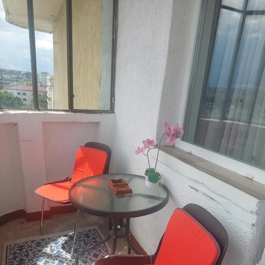 Farmec Apartament Клуж-Напока Екстериор снимка